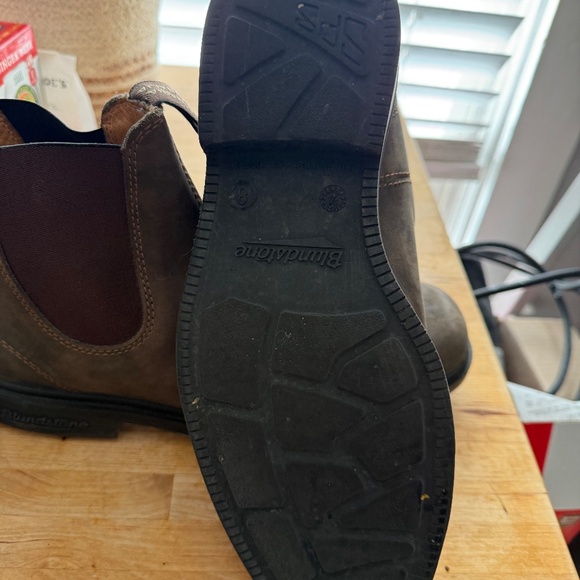 Men’s Rustic Brown Dress Chelsea Boots, #1306,  size 9, $120 OBO - Picture 4 of 4